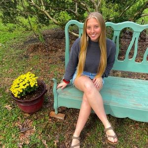 Meet your Posher, Mallory